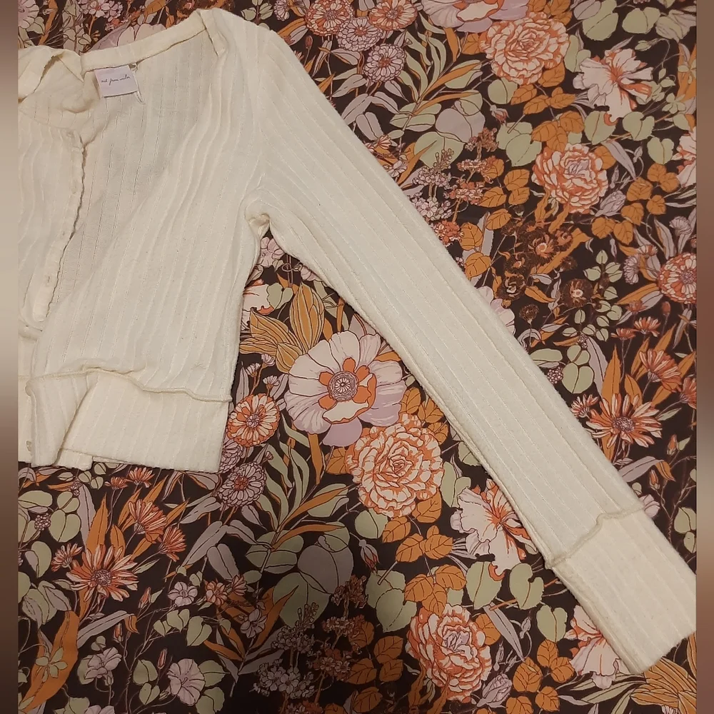 Out From Under Ribbed Cardigan - Picture 11 of 16